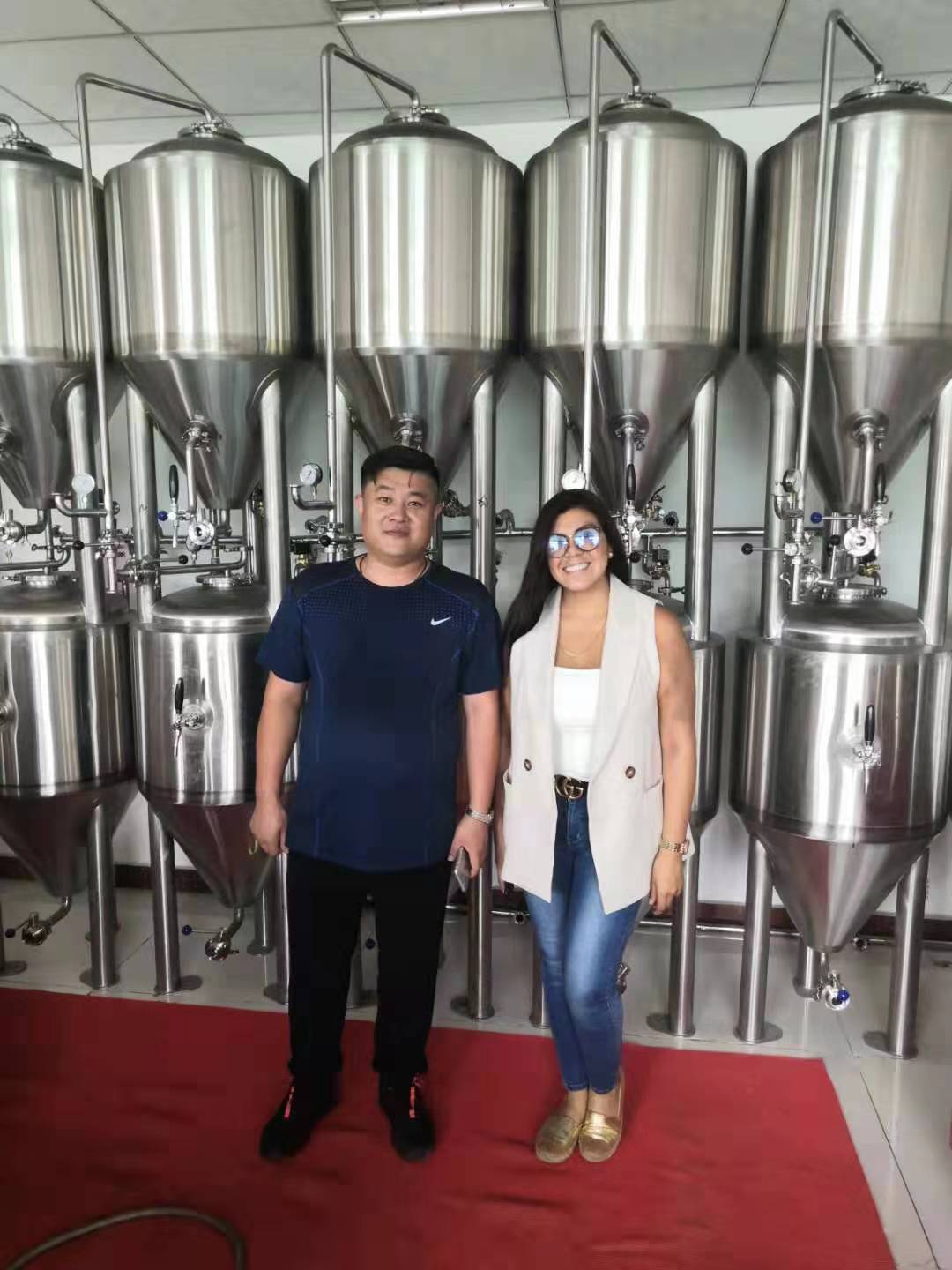 豪鲁小型精酿啤酒设备 豪鲁小型精酿啤酒设备