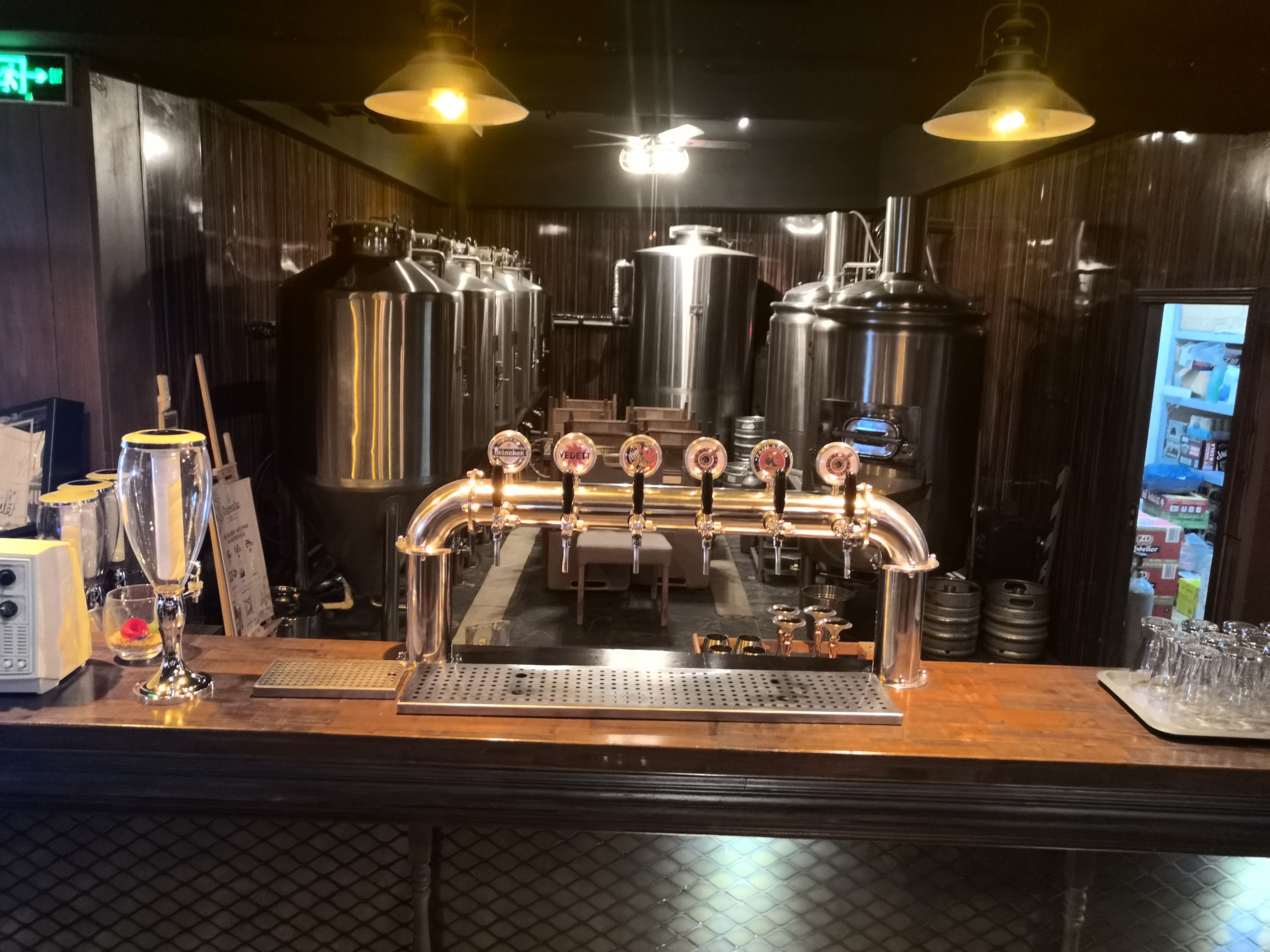 精酿啤酒屋设备 精酿啤酒屋设备