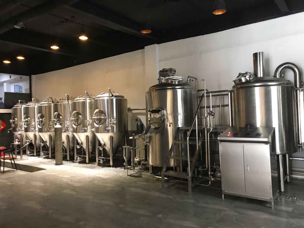 小型自酿啤酒屋设备 小型自酿啤酒屋设备