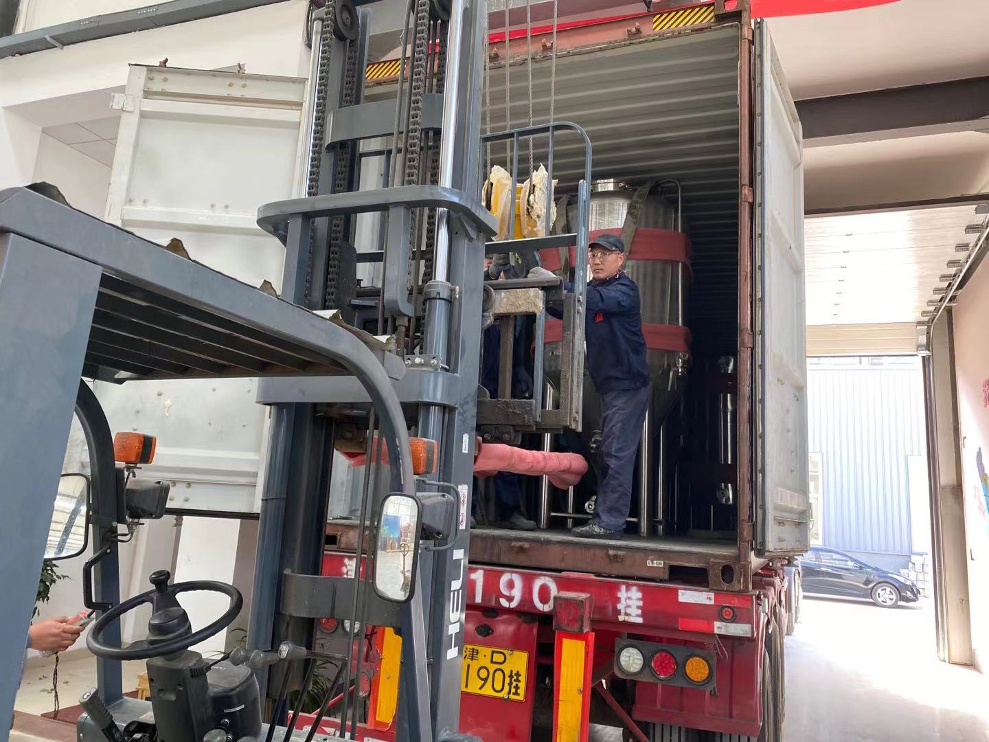 秘鲁精酿啤酒设备发货 秘鲁精酿啤酒设备发货